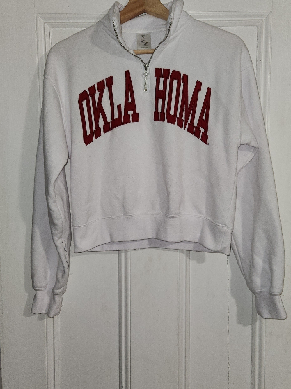 ZZ Oklahoma White Quarter Zip Cropped Sweatshirt Small NCAA Fan Gear